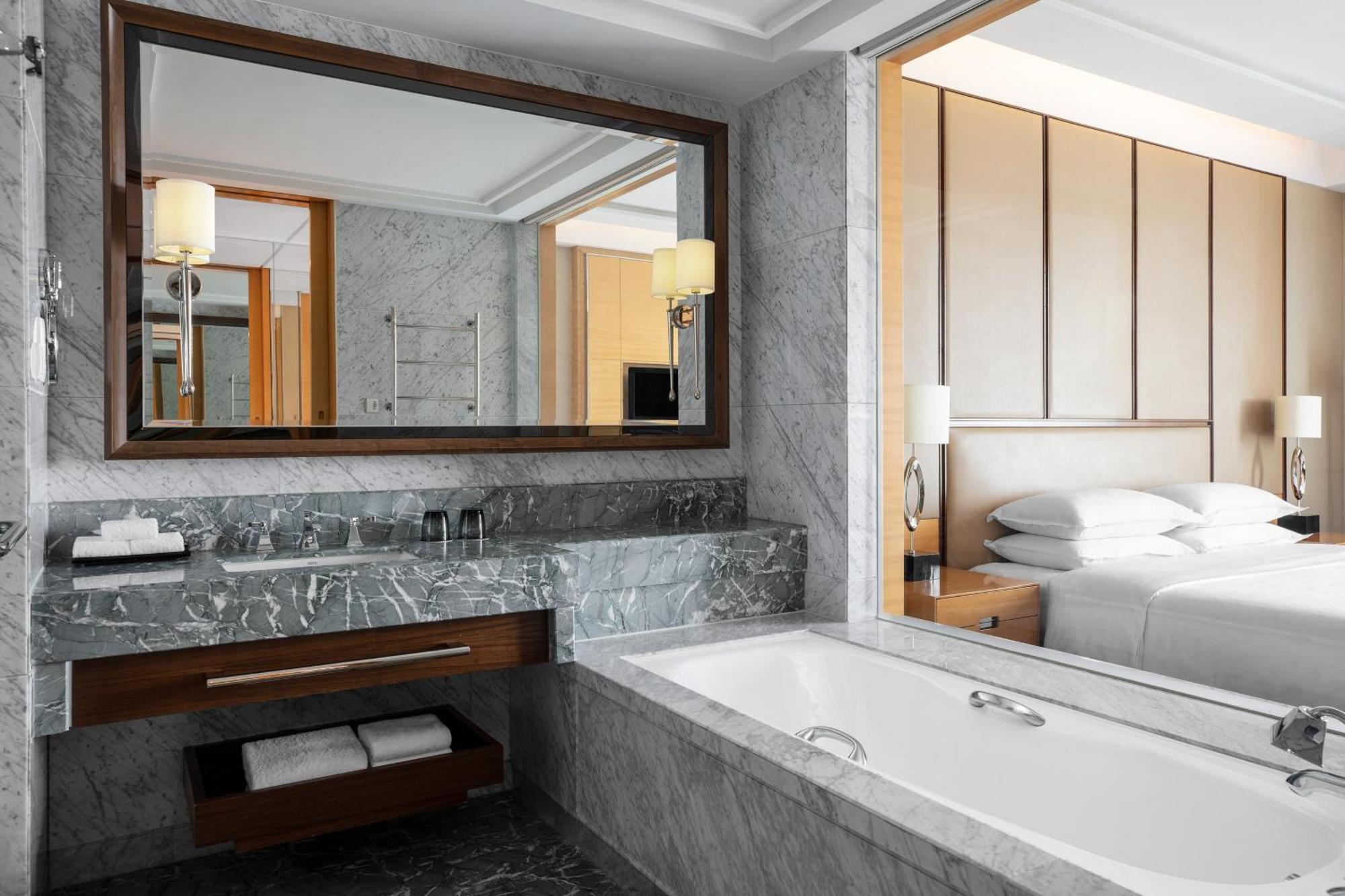 Sheraton Qingdao 5*